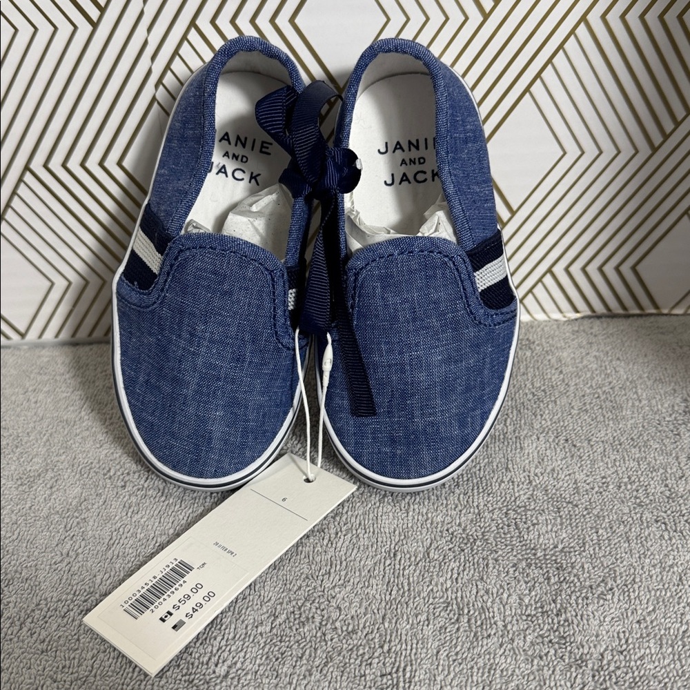 Janie and Jack sneakers NWT Blue Slip-On Sneakers boys size 6